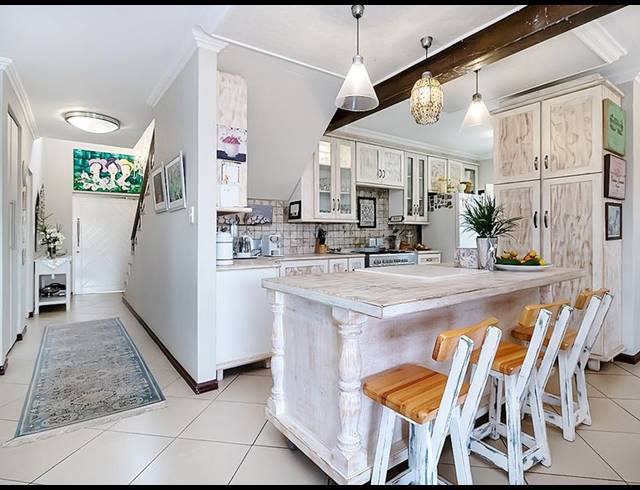 4 BEDROOM HOUSE FOR SALE IN HOMES HAVEN